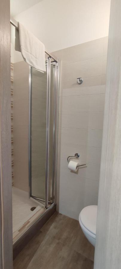 Nitto House Hotel Bari Bagian luar foto