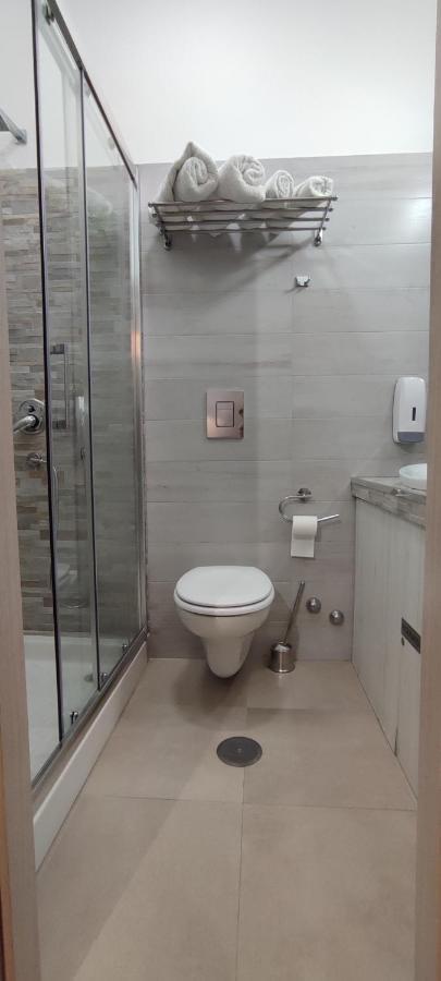 Nitto House Hotel Bari Bagian luar foto