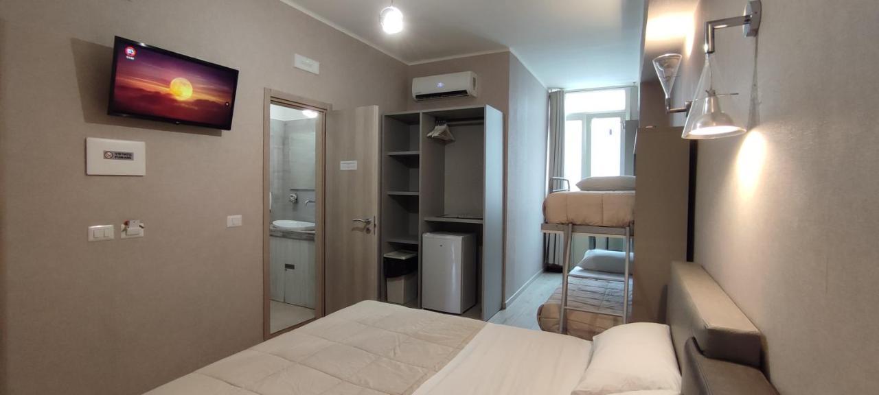 Nitto House Hotel Bari Bagian luar foto