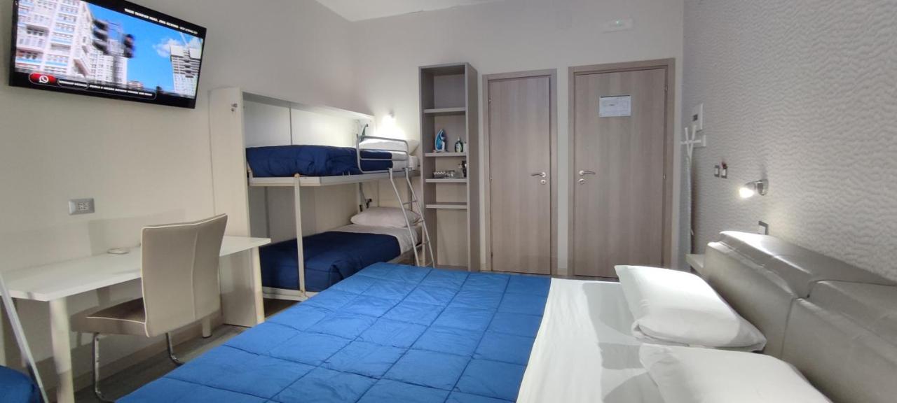 Nitto House Hotel Bari Bagian luar foto